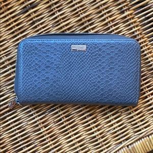 31 Jewell All about the Benjamin’s Wallet